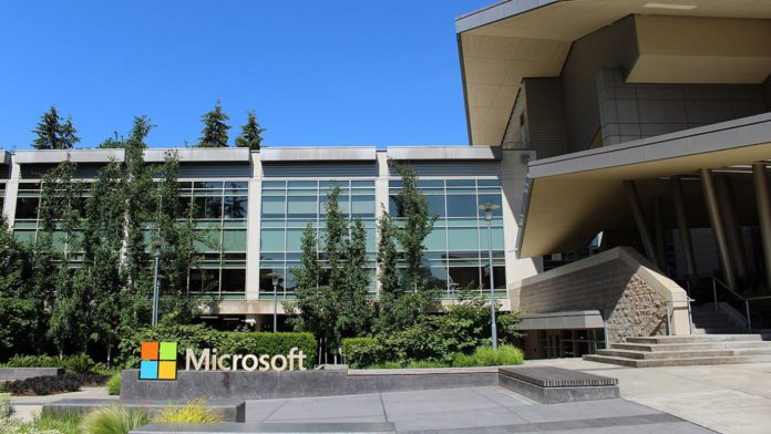 Microsoft fires 1000 employees across divisions