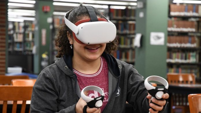 Tamilnadu libraries VR devices encourage reading